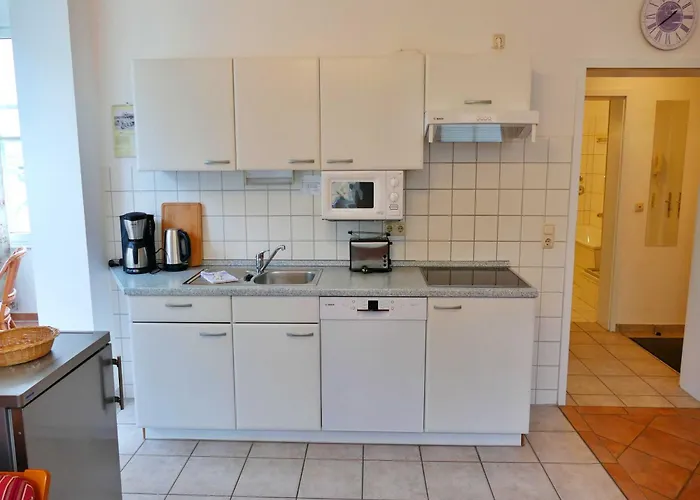 Waldstrasse 10